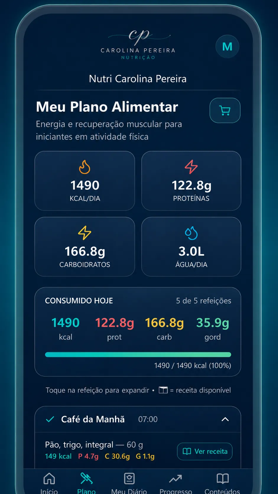 Tela do app personalizado: plano alimentar da Nutri Carolina Pereira